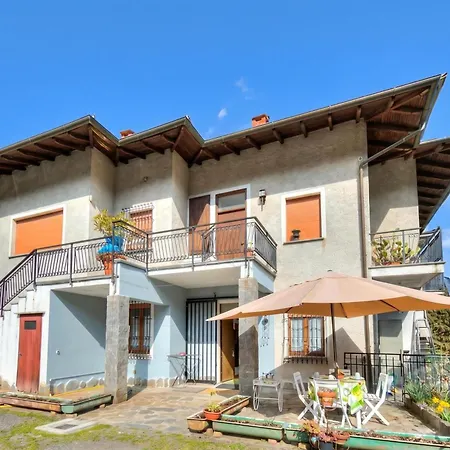 La Finestra Sul Lago: Lake Maggiore View & Garden - Happy Rentals