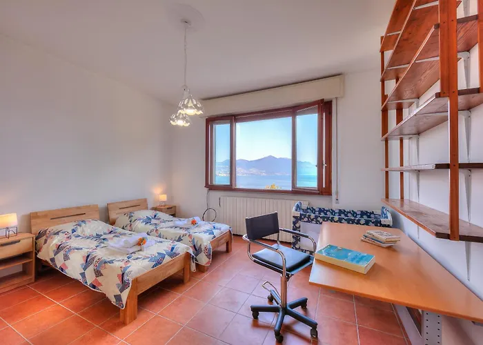 La Finestra Sul - Happy * 스트레사